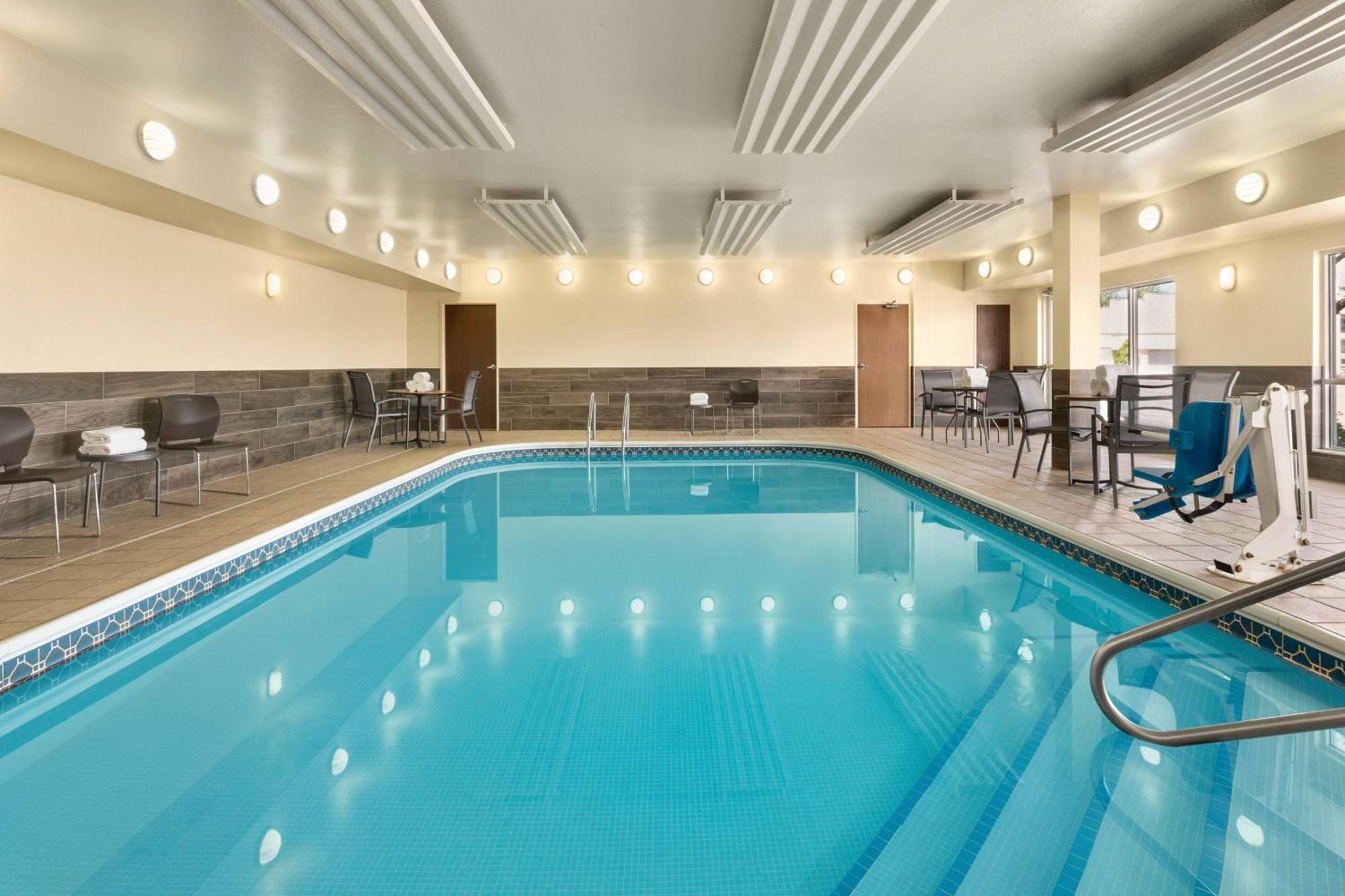 Fairfield Inn Erie Millcreek Mall Ngoại thất bức ảnh